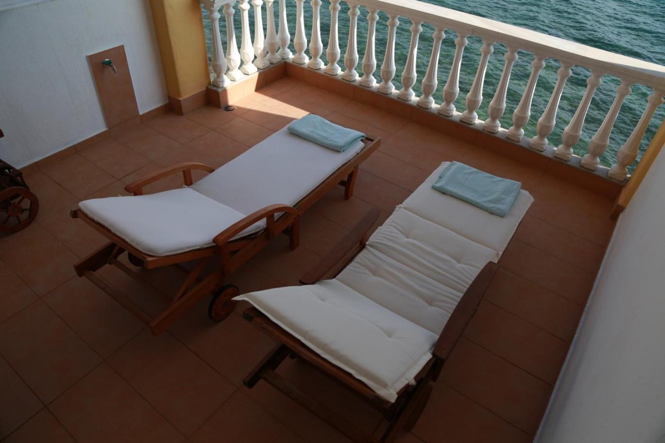 George & Katerina Houses Paralia Dionysiou Exteriör bild